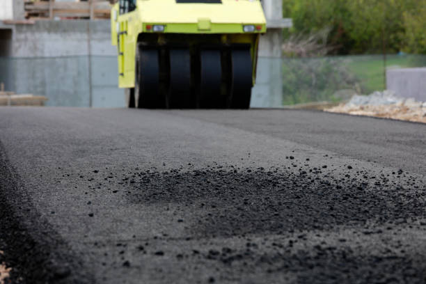 Best Driveway Paving Contractor  in Hull, IA